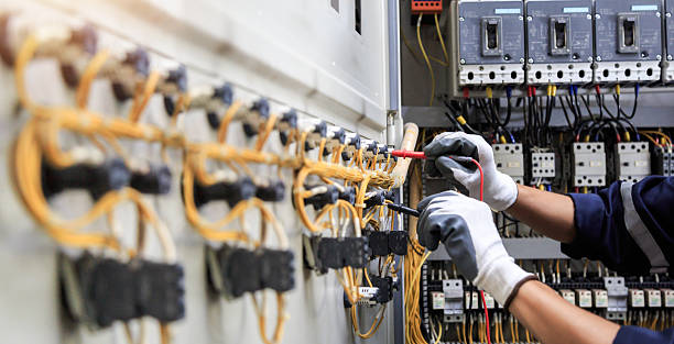 Professional Electrician technician working in Kemp Mill, MD